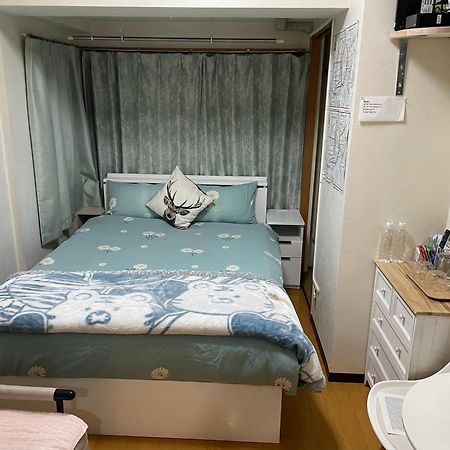 新宿安靜の家-A Quiet Home In Shinjuku - A 26 Square Meter Double Bed Room That Feels Like Home Токио Экстерьер фото
