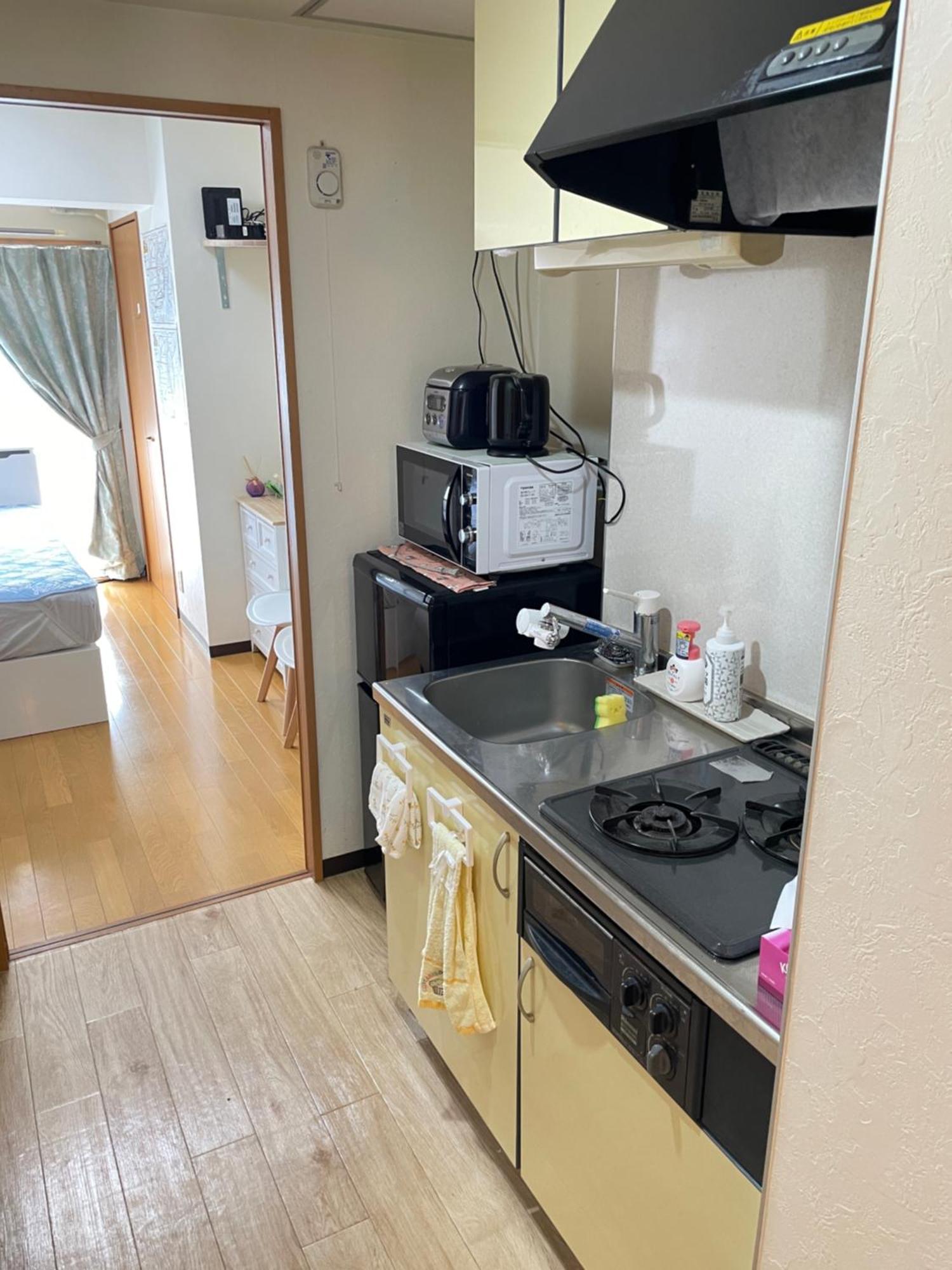 新宿安靜の家-A Quiet Home In Shinjuku - A 26 Square Meter Double Bed Room That Feels Like Home Токио Экстерьер фото