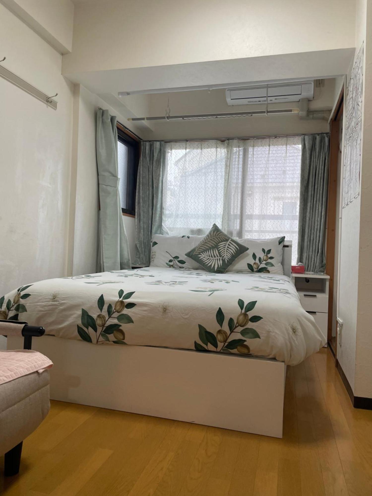 新宿安靜の家-A Quiet Home In Shinjuku - A 26 Square Meter Double Bed Room That Feels Like Home Токио Экстерьер фото